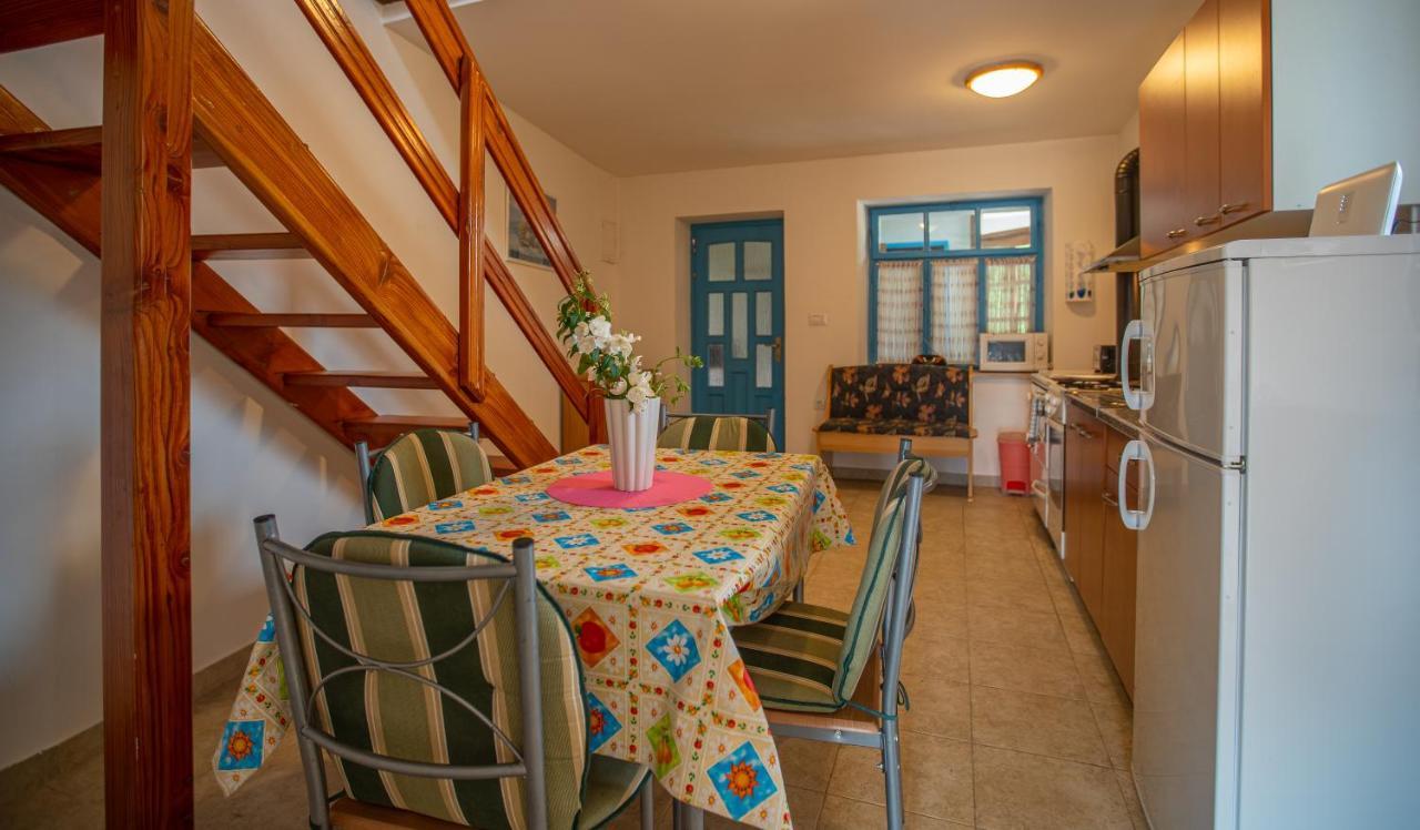 Holiday Home Grimalda Εξωτερικό φωτογραφία